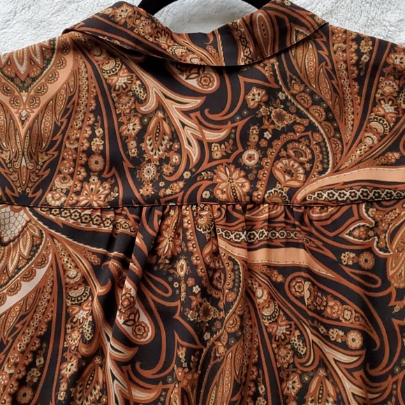 BNWT 🏷H&M  Richard Allen Blouse - Picture 3 of 6